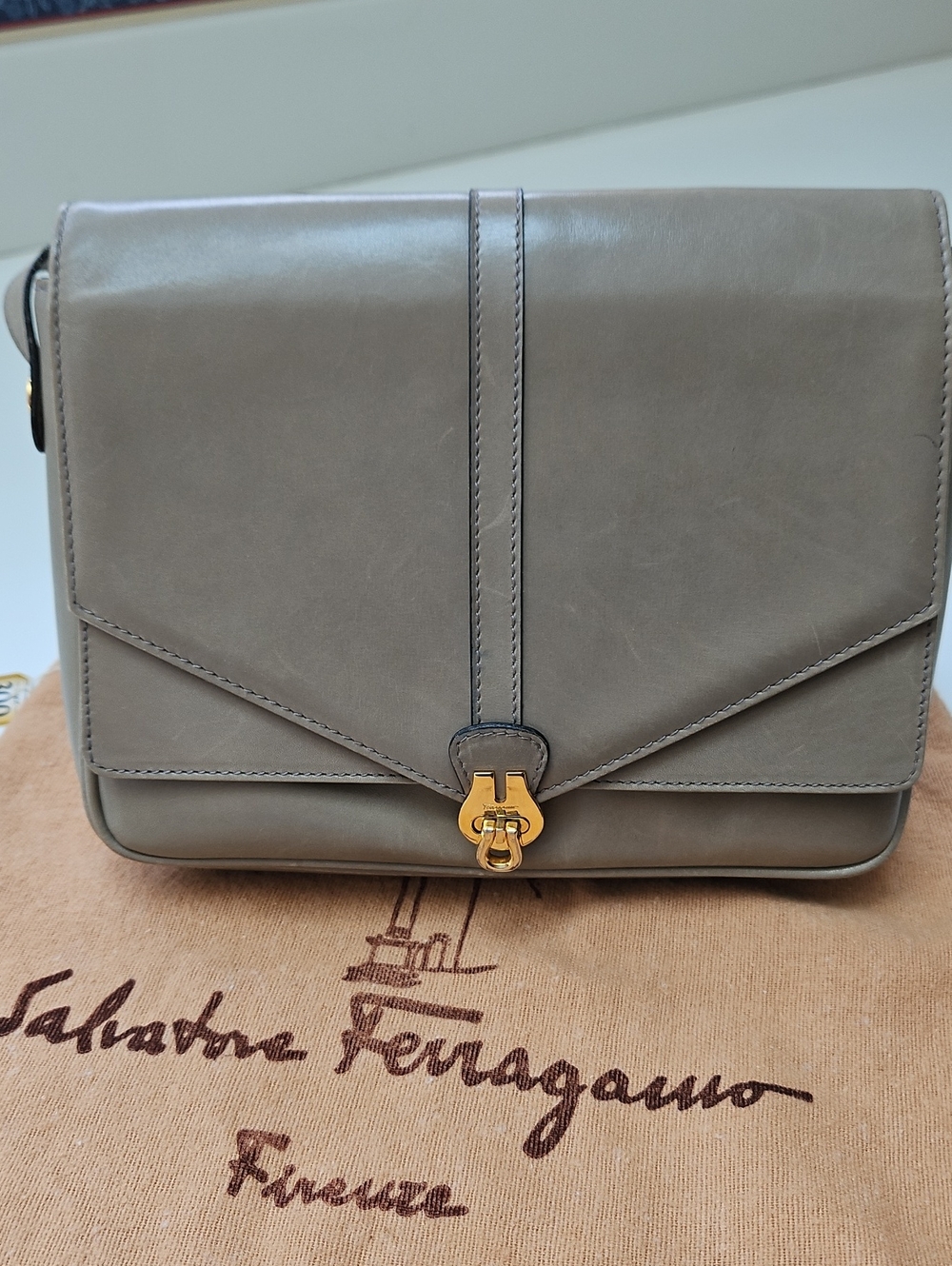 Salvatore Ferragamo Vintage Vitello Crossbody Bag - Picture 1 of 16